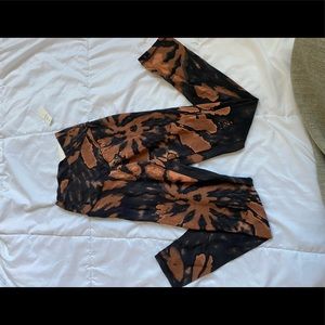 Aerie crossover leggings NWT